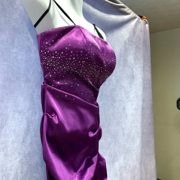 Fitted Satin Mermaid Gown with Embellished Bust, Slit Skirt, and Tie Bustle - Picture 4 of 13